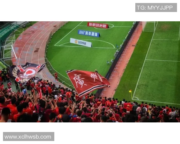 赛后分析:北京足球队与广州足球队的表现与状态对比解析 赛后分析:北京足球队与广州足球队的表现与状态对比解析